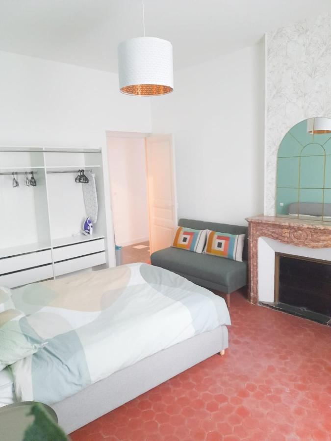 Bright And Modern 3-Bedroom Apartment, 90M2 With Air Condition, In 베지에 외부 사진