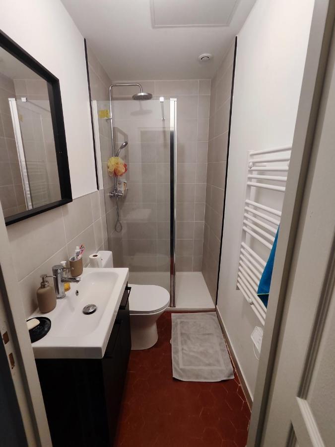 Bright And Modern 3-Bedroom Apartment, 90M2 With Air Condition, In 베지에 외부 사진