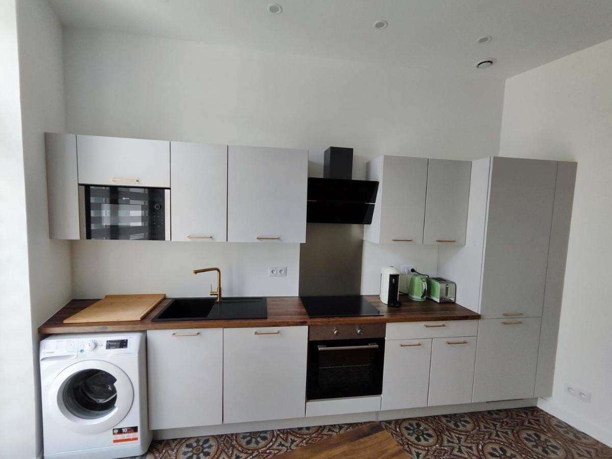 Bright And Modern 3-Bedroom Apartment, 90M2 With Air Condition, In 베지에 외부 사진