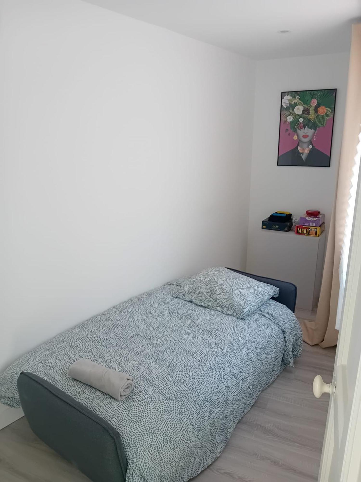 Bright And Modern 3-Bedroom Apartment, 90M2 With Air Condition, In 베지에 외부 사진